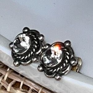 Sterling Silver 925 Stud Earrings - White Crystal cubic Zirconia Vintage